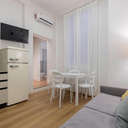 Nuovo Intimo Apt A 10Min Dal Duomo - Homeunity ミラノ エクステリア 写真